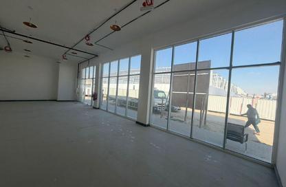 Factory - Studio - 3 Bathrooms for rent in Al Sajaa Industrial - Al Sajaa - Sharjah