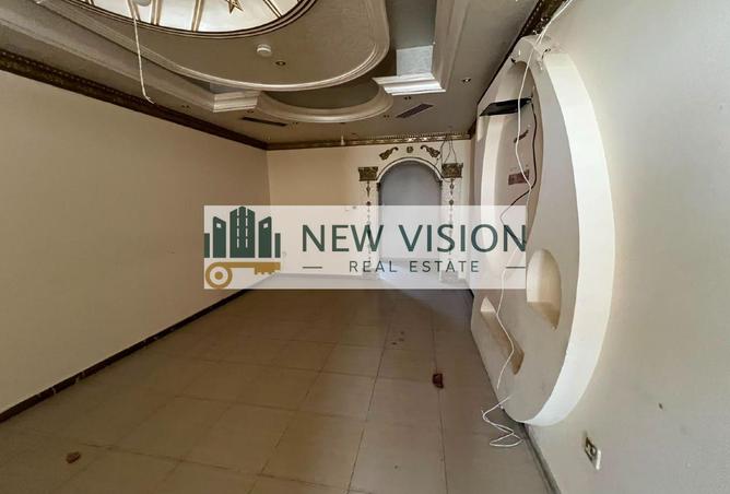 124276194 - Property Image 3
