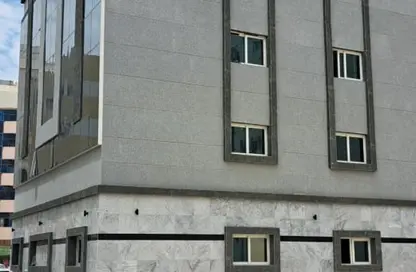 عمارة بالكامل للبيع في بناية البطينة 9 - البطينة - الشارقة عمارة بالكامل للبيع في بناية البطينة 9 - البطينة - الشارقة
