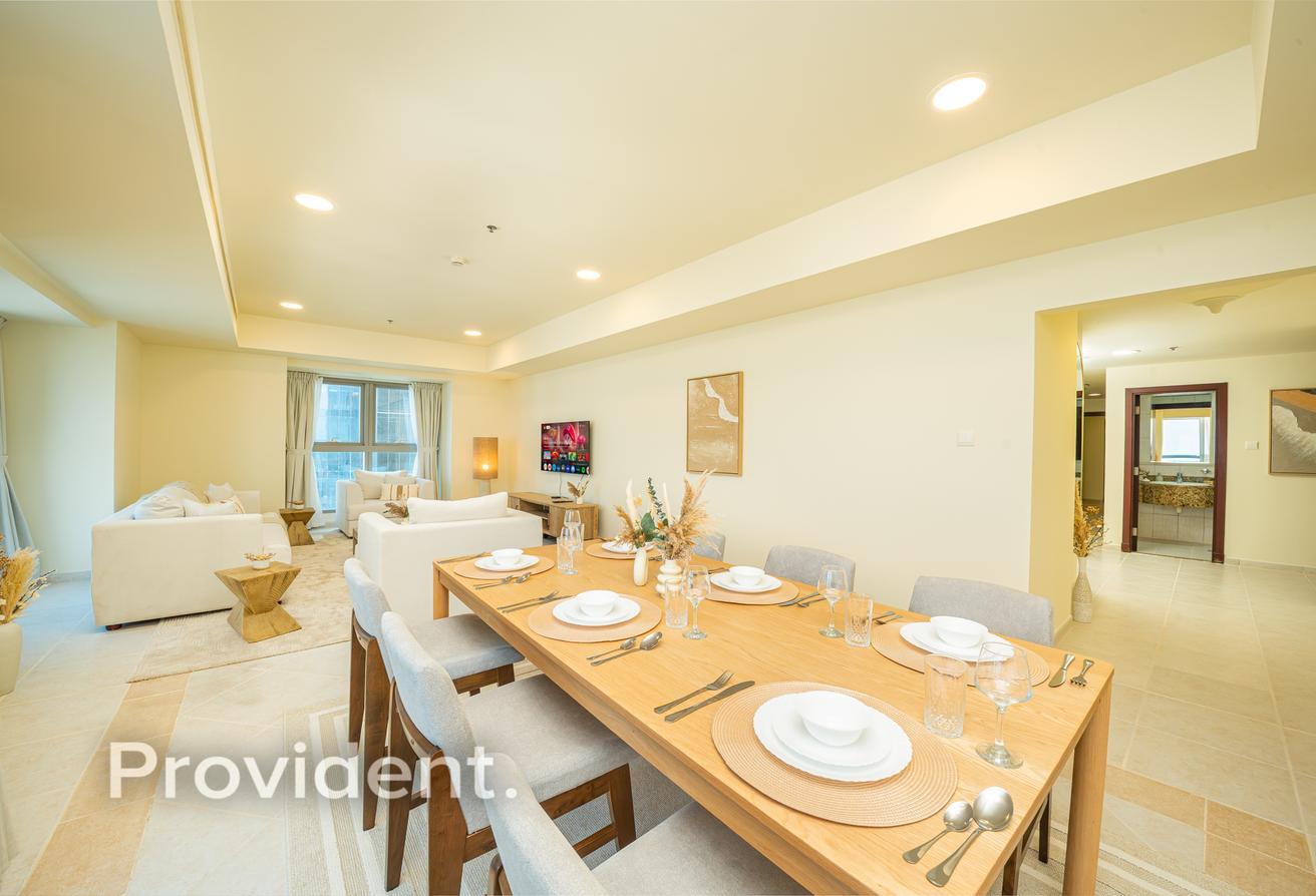 Elegant 3BR + Maid | Furnished | Prime Location photo 7