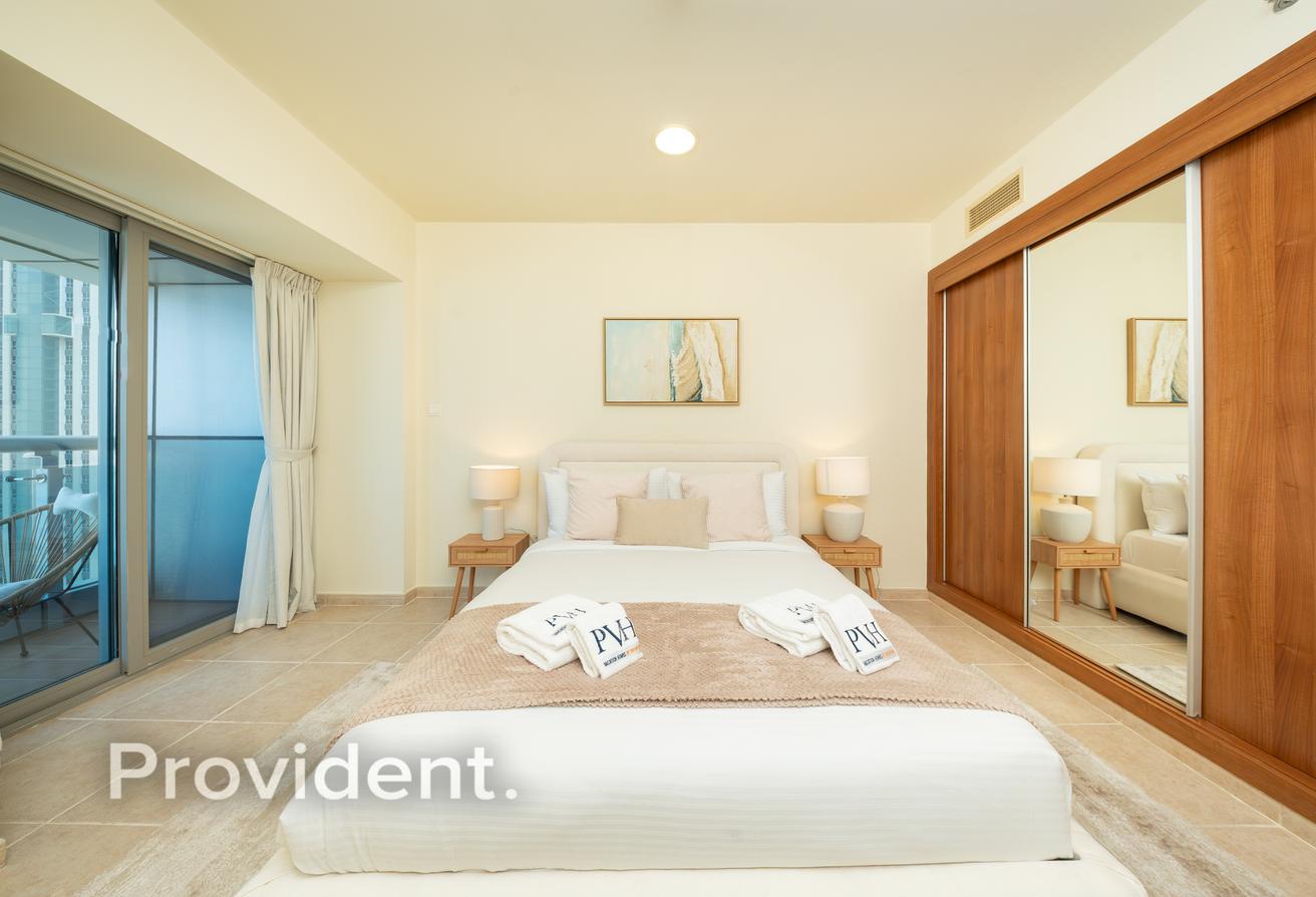 Elegant 3BR + Maid | Furnished | Prime Location photo 25