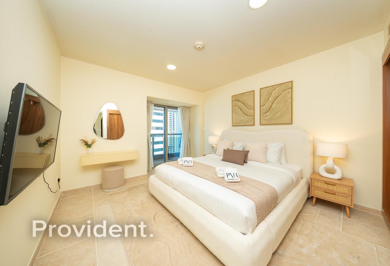 Elegant 3BR + Maid | Furnished | Prime Location photo 27