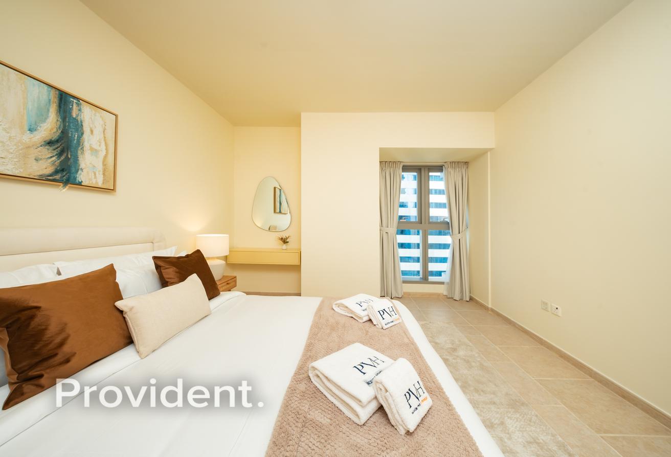 Elegant 3BR + Maid | Furnished | Prime Location photo 21
