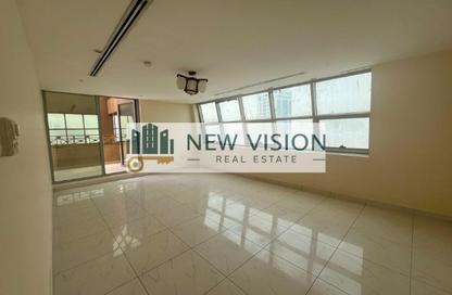 Apartment - 3 Bedrooms - 3 Bathrooms for rent in Thuraya Al Majaz Building - Al Majaz 3 - Al Majaz - Sharjah