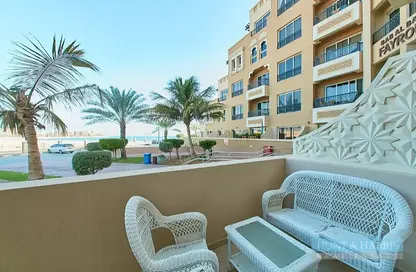 شقة - 1 حمام للايجار في فيروز - باب البحر - جزيرة المرجان - رأس الخيمة