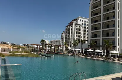 Apartment - 2 Bedrooms - 3 Bathrooms for rent in Residences E - Yas Golf Collection - Yas Island - Abu Dhabi