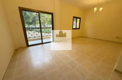 شقة - غرفة نوم - 1 حمام للايجار في مباني الحدائق - الحدائق - دبي