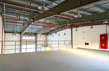 Warehouse - Studio for rent in Al Sajaa Industrial - Al Sajaa - Sharjah