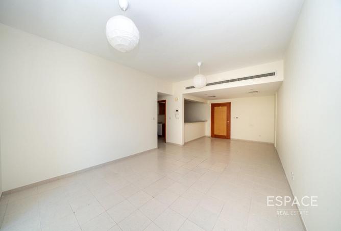89206345 - صورة العقار 3