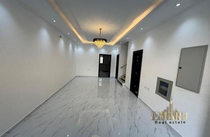 Villa - 4 Bedrooms - 6 Bathrooms for rent in Al Yasmeen 1 - Al Yasmeen - Ajman