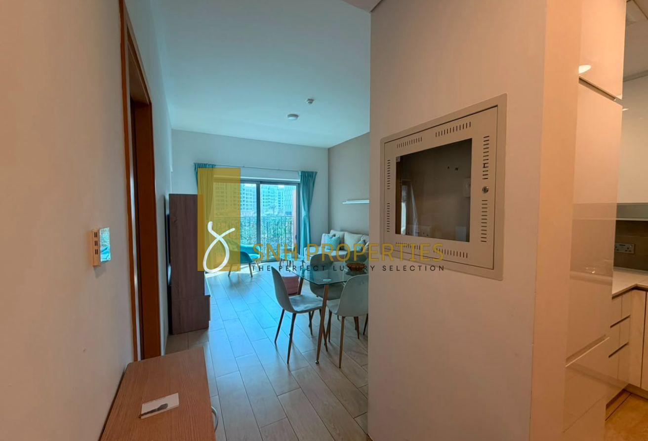 EXQUISITE FURNISHING | LUXURY 1BR | BRIGHT UNIT photo 15