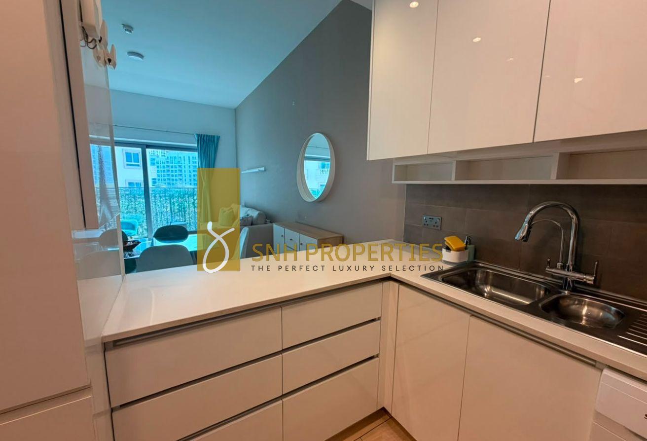 EXQUISITE FURNISHING | LUXURY 1BR | BRIGHT UNIT photo 9