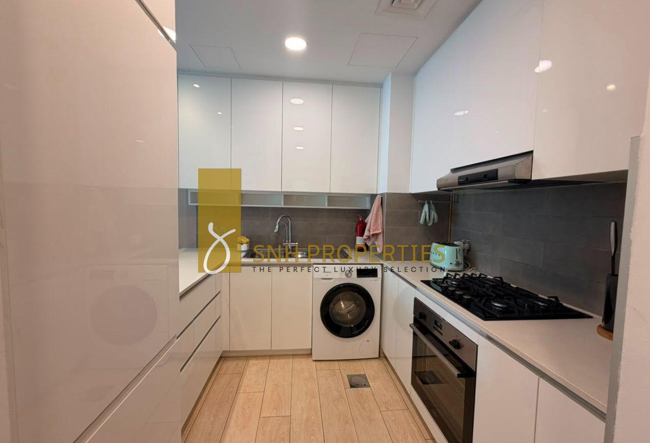 EXQUISITE FURNISHING | LUXURY 1BR | BRIGHT UNIT photo 10