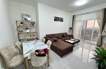 Apartment - 2 Bedrooms - 3 Bathrooms for rent in Al Rumailah building - Al Rumailah 2 - Al Rumaila - Ajman