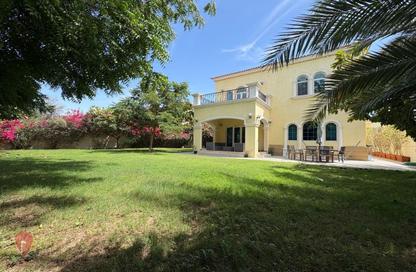 Villa - 3 Bedrooms - 4 Bathrooms for rent in District 6 - Jumeirah Park - Dubai