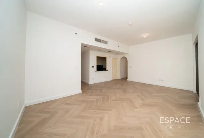 150006984 - Property Image 3