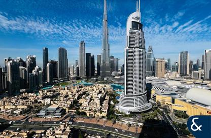 Apartment - 2 Bedrooms - 2 Bathrooms for rent in Burj Royale - Downtown Dubai - Dubai