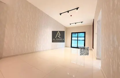 Apartment - 2 Bedrooms - 2 Bathrooms for rent in SRS Tower - Al Rashidiya 1 - Al Rashidiya - Ajman