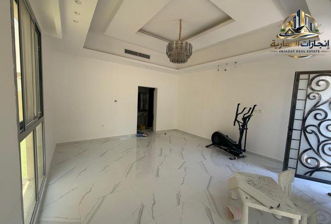 111421424 - Property Image 2