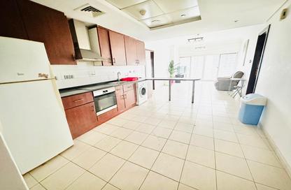 Apartment - 2 - 3 for rent in Lake View Tower - JLT Cluster B - Jumeirah Lake Towers - Dubai