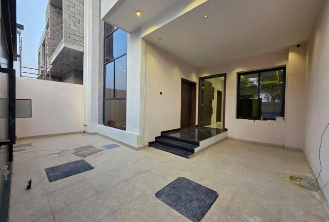 104267684 - Property Main Image