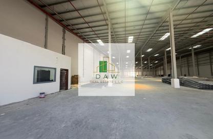 Warehouse - Studio - 1 Bathroom for rent in Umm Al Thuoob - Umm Al Quwain