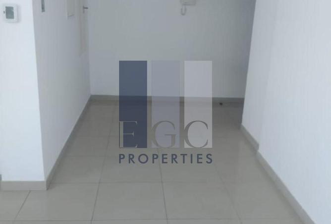 81120504 - Property Image 3