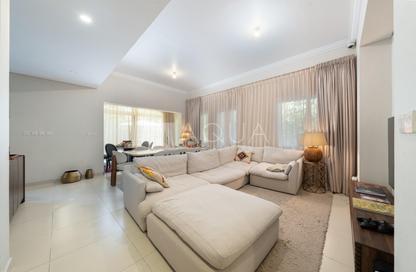 Villa - 3 Bedrooms - 4 Bathrooms for sale in Casa Dora - Serena - Dubai