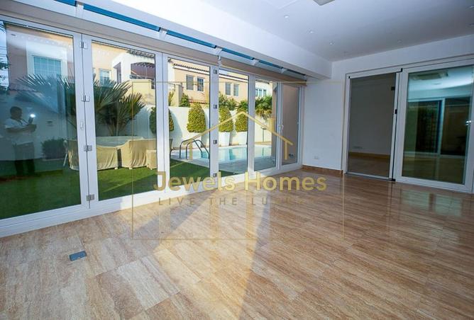 109037981 - Property Image 3