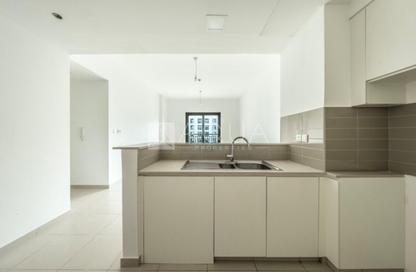Apartment - 3 Bedrooms - 3 Bathrooms for rent in Zahra Apartments 2B - Zahra Apartments 2 - Zahra Apartments - Town Square - Dubai