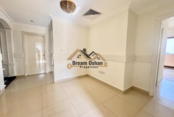 128807998 - Property Image 3