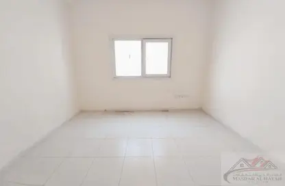 شقة - 2 غرف نوم - 2 حمامات للايجار في مجمع النهدة السكني - النهدة - الشارقة