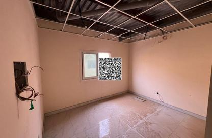 سكن عمال - استوديو - 8 حمامات للايجار في الجرف الصناعية 3 - الجرف الصناعية - عجمان