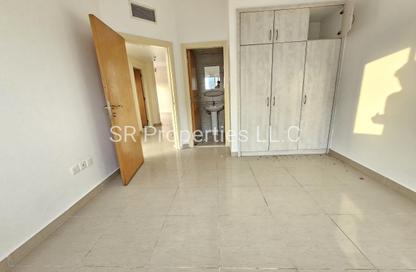 Apartment - 2 Bedrooms - 2 Bathrooms for rent in Al Nahda Complex - Al Nahda - Sharjah