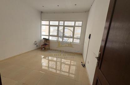 Apartment - 1 Bedroom - 1 Bathroom for rent in Al Qulaya'ah - Al Sharq - Sharjah