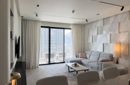 Apartment - 1 Bedroom - 1 Bathroom for sale in Standpoint Towers - Downtown Dubai - Dubai