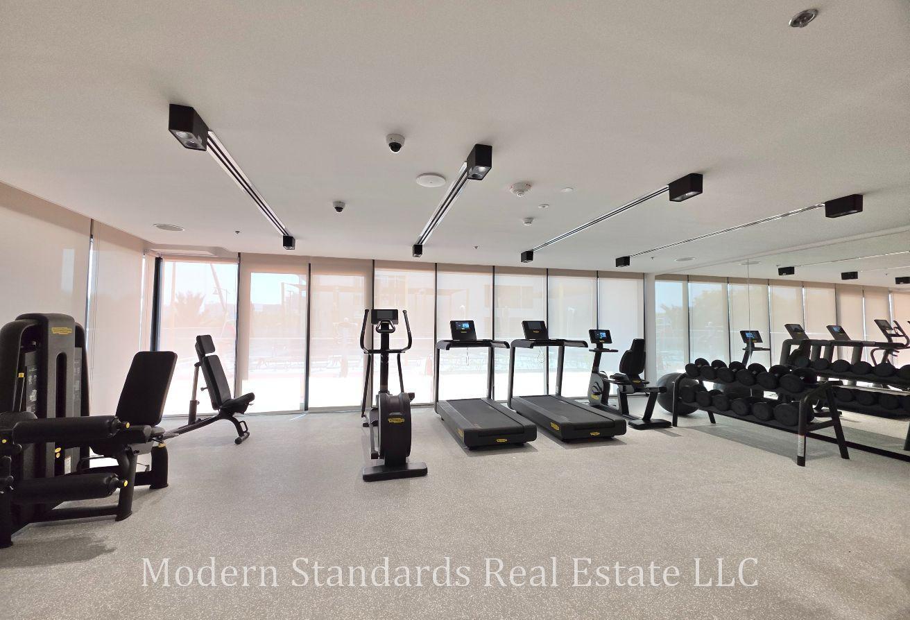 Brand New l Fully Equipped & Furnished photo 15