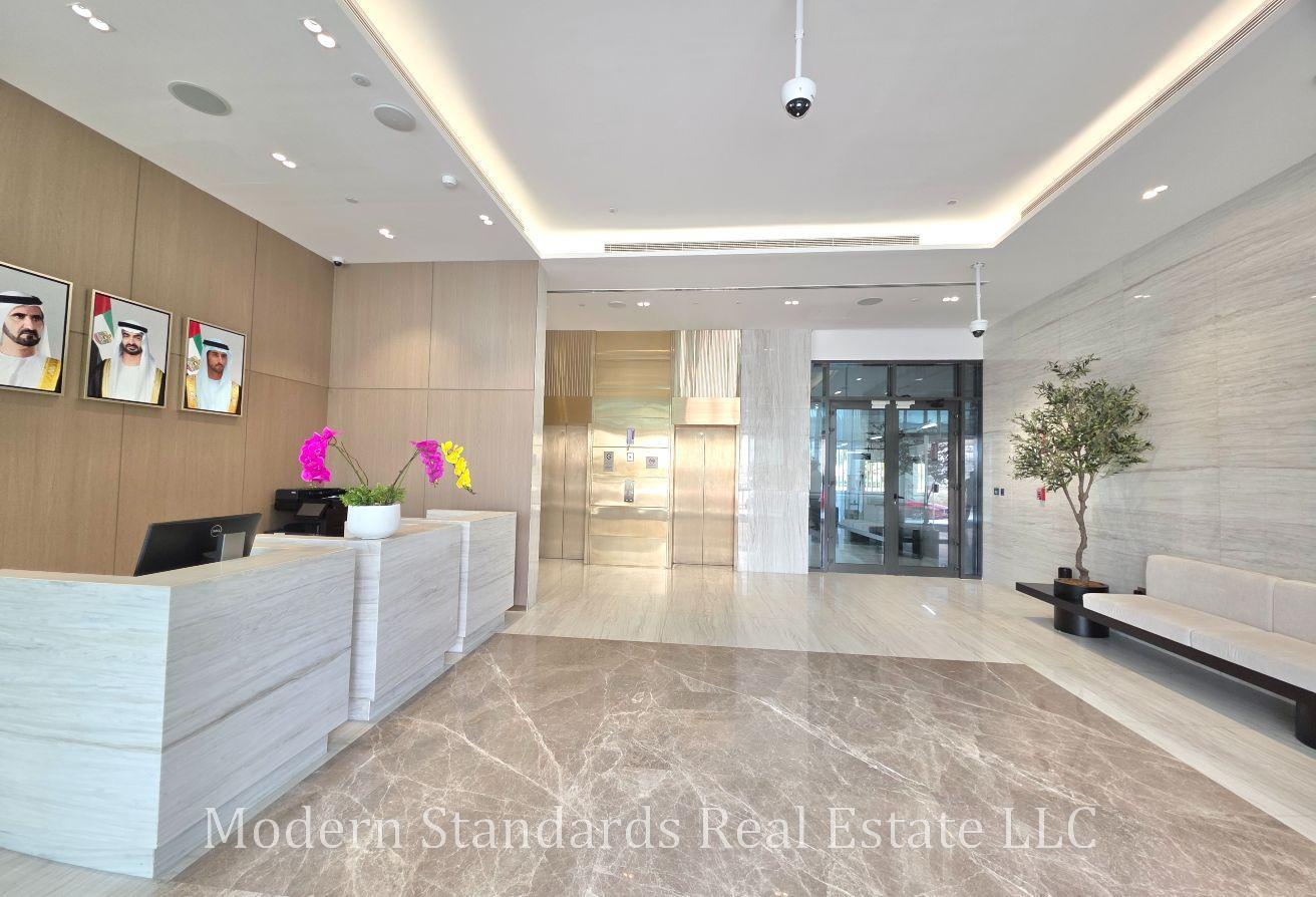 Brand New l Fully Equipped & Furnished photo 18