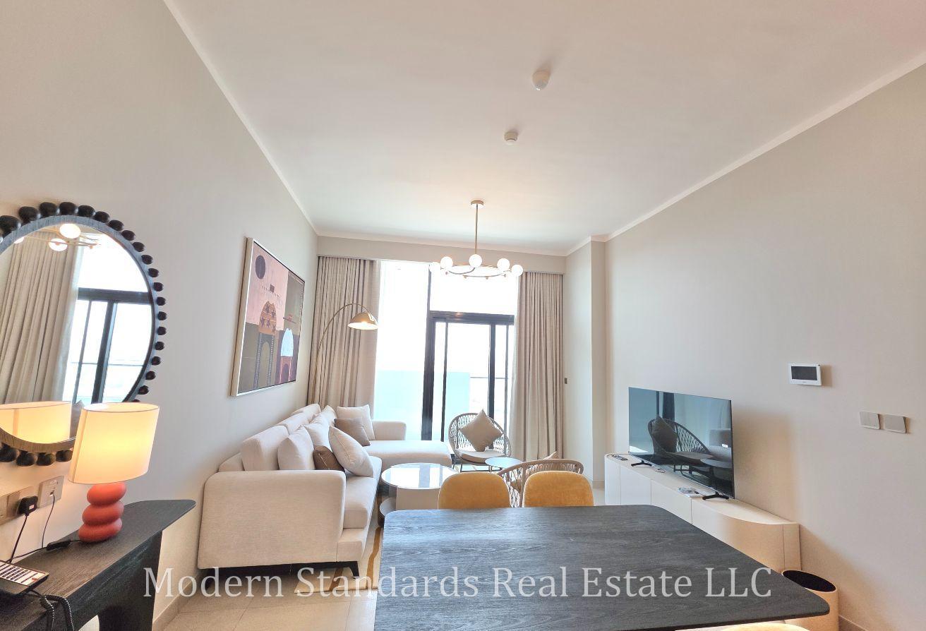 Brand New l Fully Equipped & Furnished photo 4