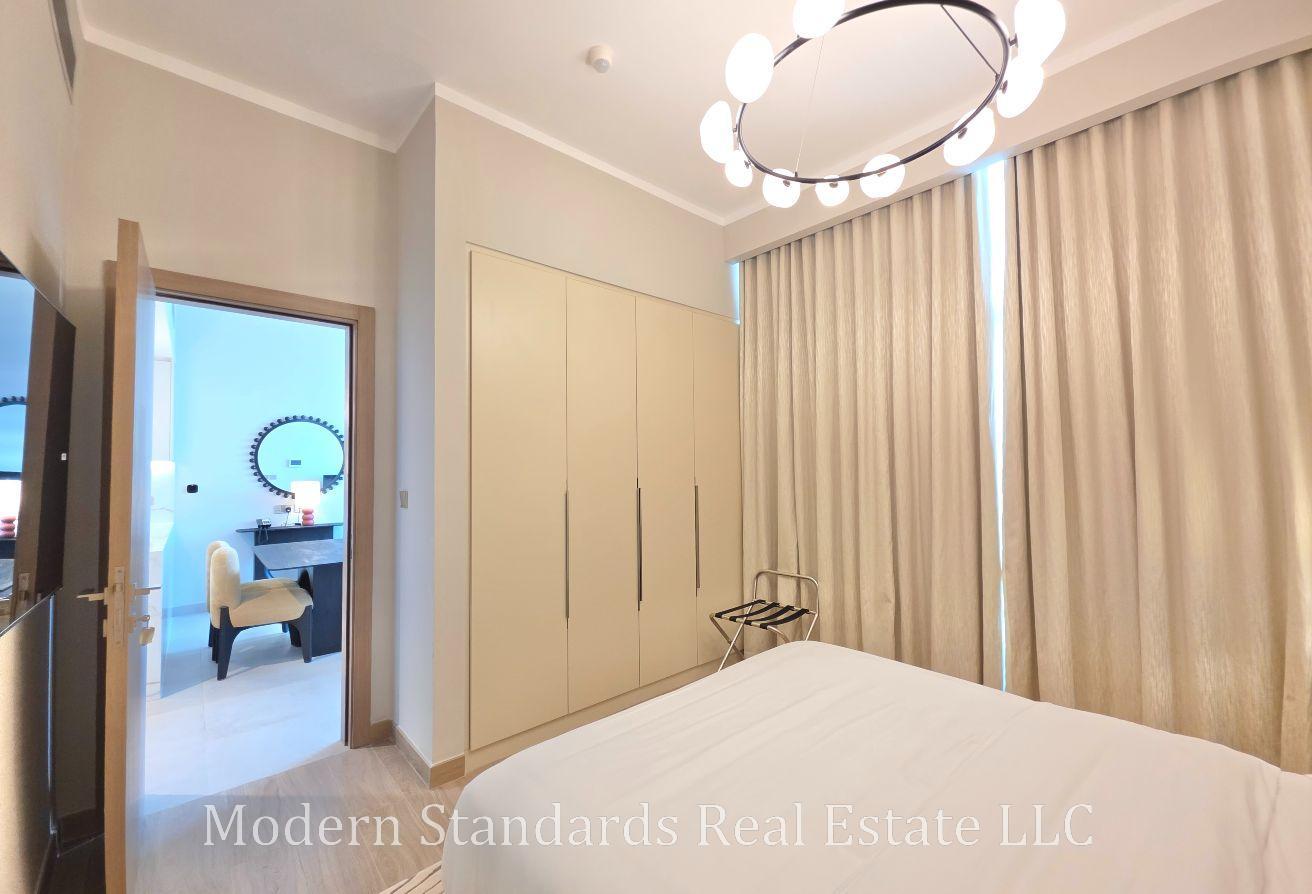 Brand New l Fully Equipped & Furnished photo 9