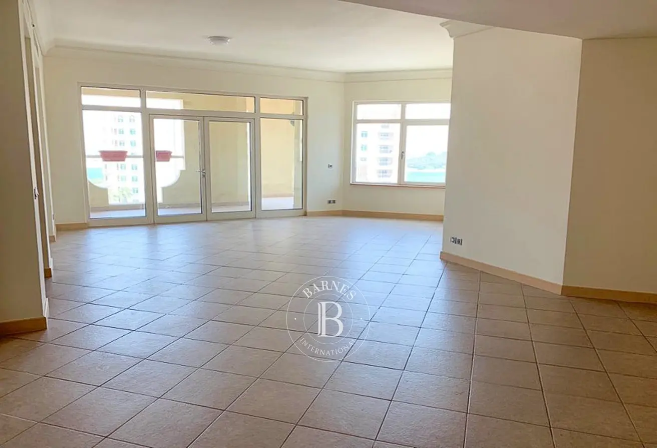165598377 - Property Main Image