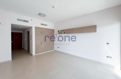 Apartment - Studio - 1 for rent in Al Waleed Garden 2 - Al Waleed Garden - Al Jaddaf - Dubai Apartment - Studio - 1 for rent in Al Waleed Garden 2 - Al Waleed Garden - Al Jaddaf - Dubai