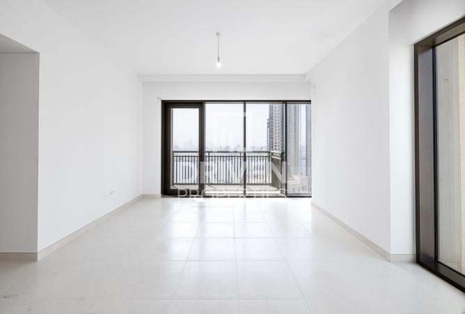Ready to move in | High Floor | Spacious Layout photo 2