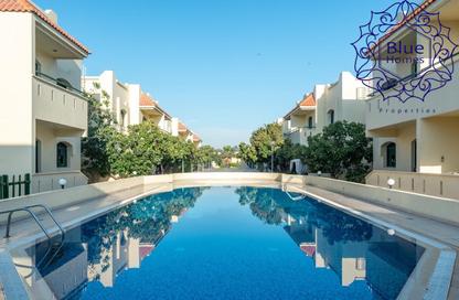 Villa - 3 Bedrooms - 4 Bathrooms for rent in Umm Suqeim 2 - Umm Suqeim - Dubai