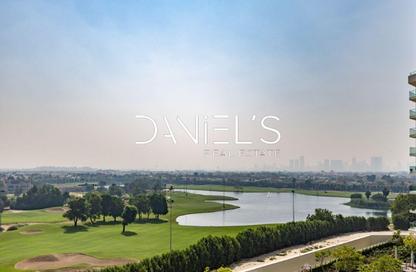Apartment - 3 Bedrooms - 4 Bathrooms for rent in Vida Residence 2 - Vida Residence - The Hills - Dubai