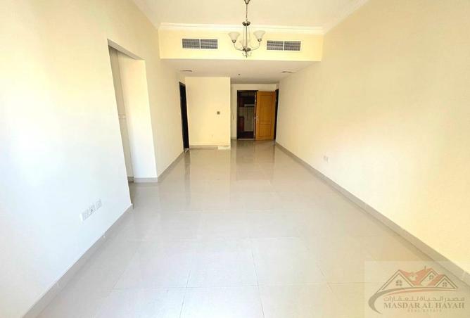 90924098 - Property Image 2