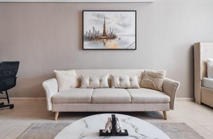 Apartment - Studio - 1 Bathroom for rent in Jumeirah Lake Towers - Dubai