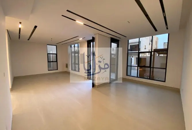 152828648 - Property Image 3