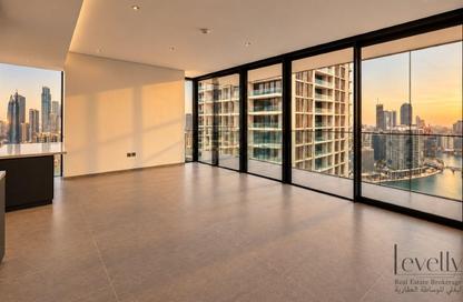 Apartment - 3 - 4 for rent in Peninsula Four - Peninsula - Business Bay - Dubai