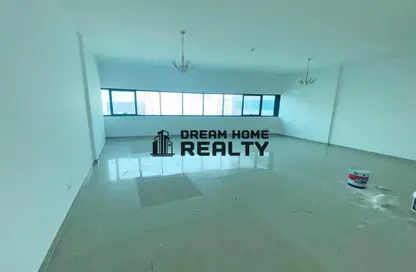 Apartment - 3 Bedrooms - 3 Bathrooms for rent in Al Mamzar Tower - Al Mamzar - Sharjah - Sharjah